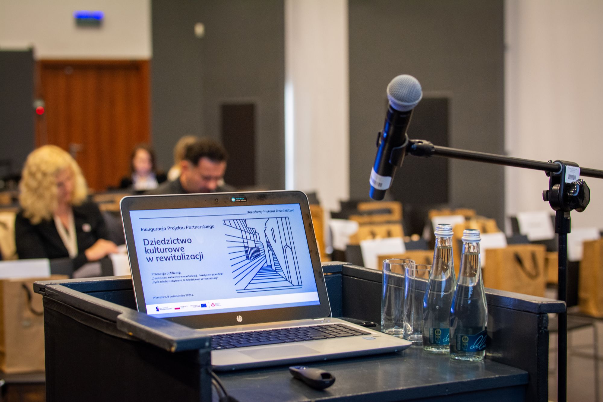 zdjęcie z uroczystej inauguracji Projektu Partnerskiego "Dziedzictwo kulturowe w rewitalizacji", fot. Maciej Mitręga, Narodowy Instytut Dziedzictwa